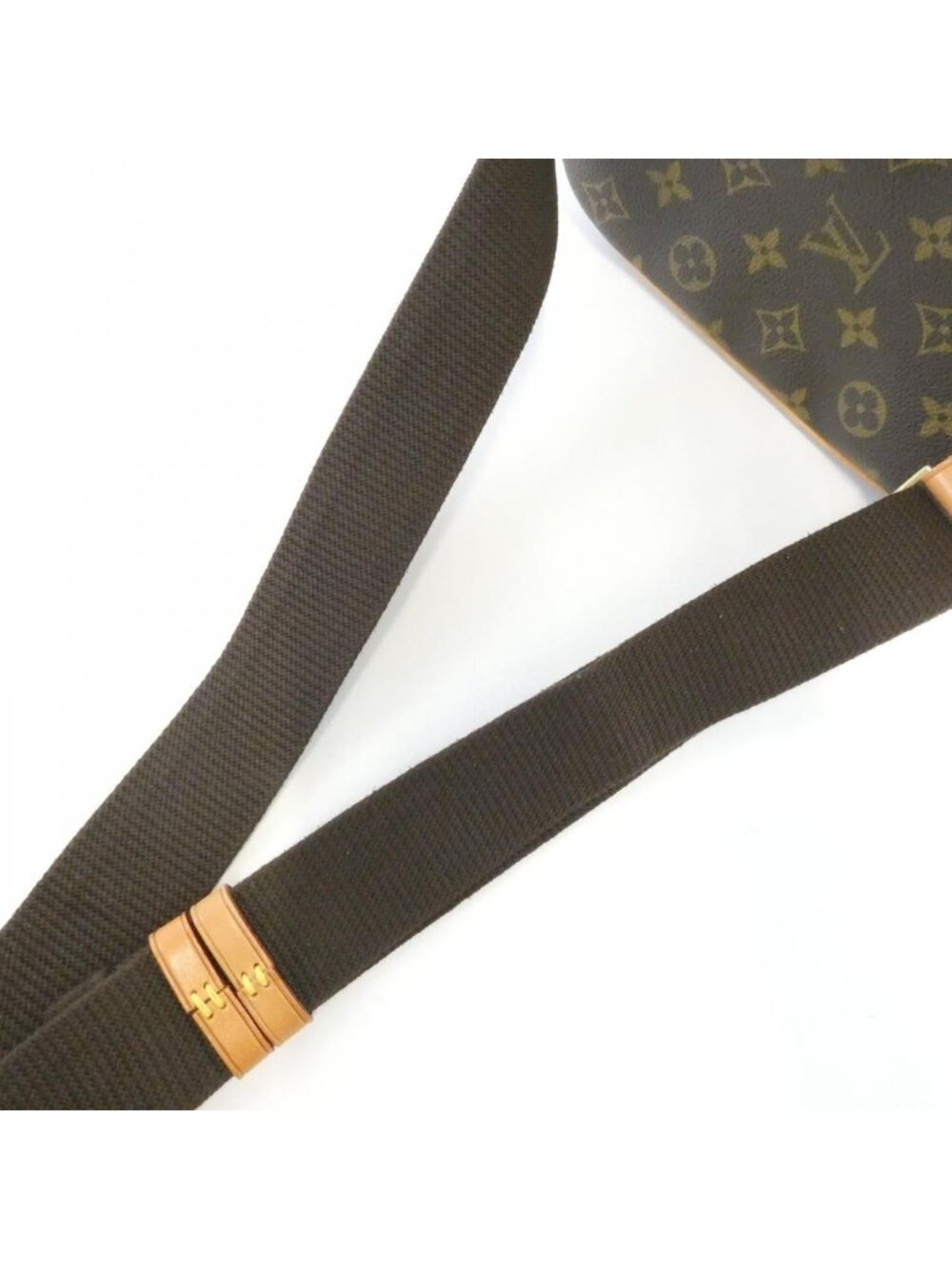 Louis Vuitton Monogram Pochette Gange - Picture 5 of 8